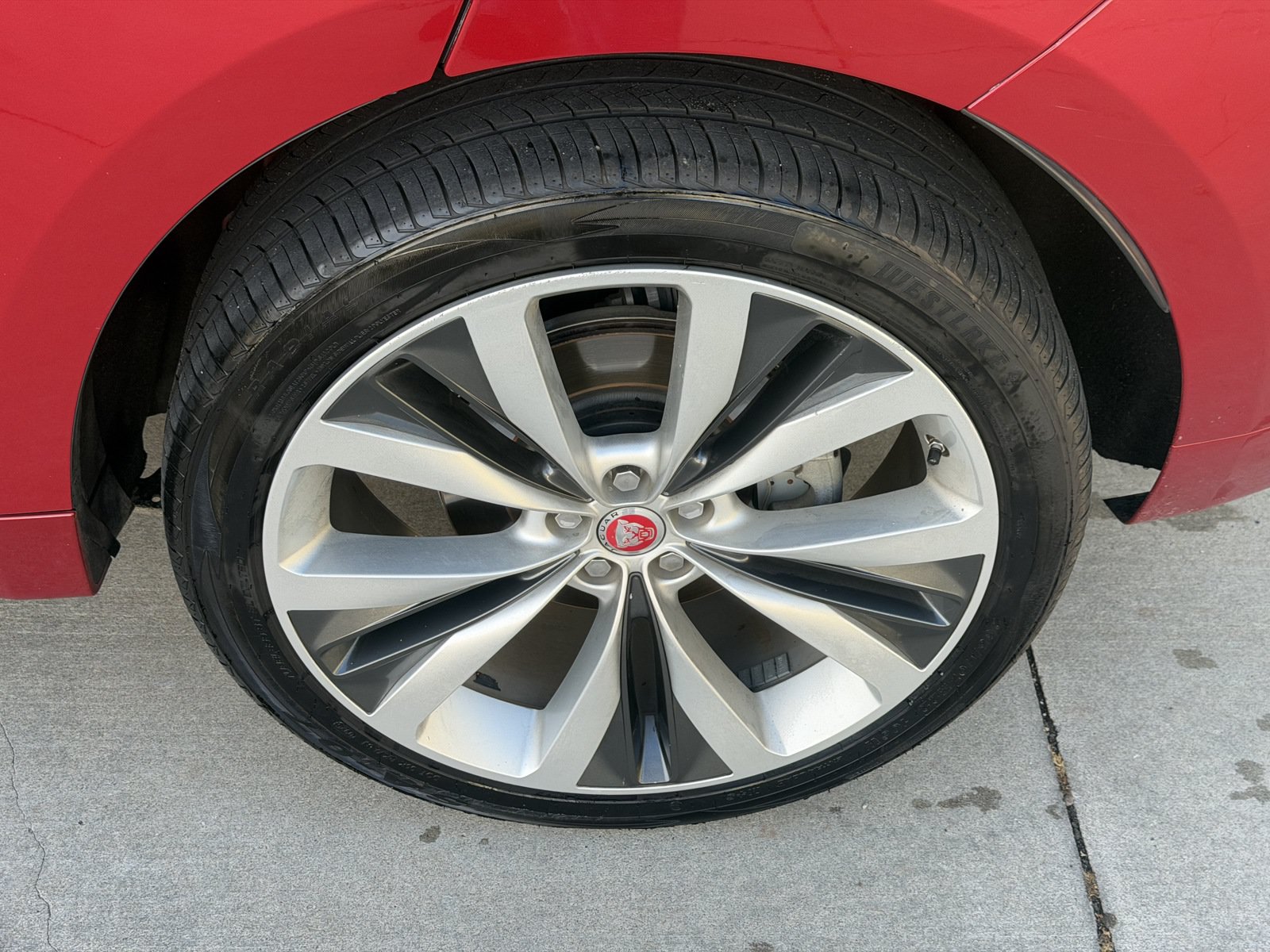 Used 2017 Jaguar F-PACE R-Sport AWD/4WD image 15