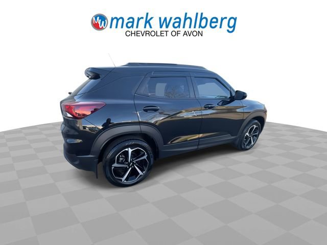 Certified 2022 Chevrolet TrailBlazer RS w/ Sun and Liftgate Package image 8