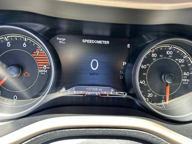 Used 2017 Jeep Cherokee High Altitude AWD/4WD image 11
