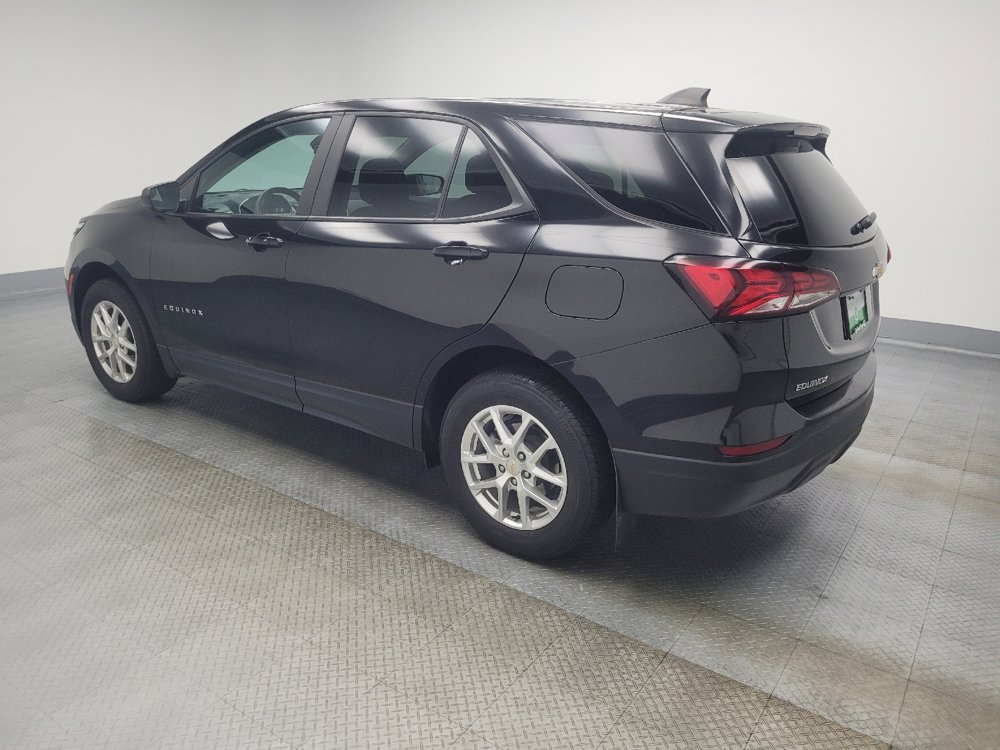Used 2022 Chevrolet Equinox LS w/ LS Convenience Package image 3