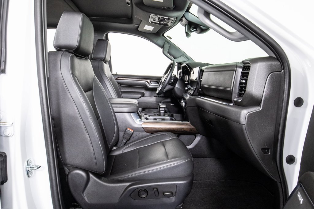 Used 2023 GMC Sierra 1500 SLT w/ SLT Premium Package image 8