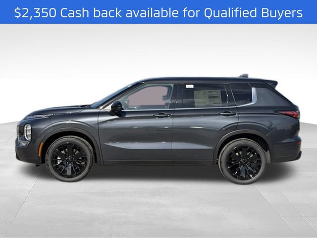 New 2026 Mitsubishi Outlander LE FWD image 2