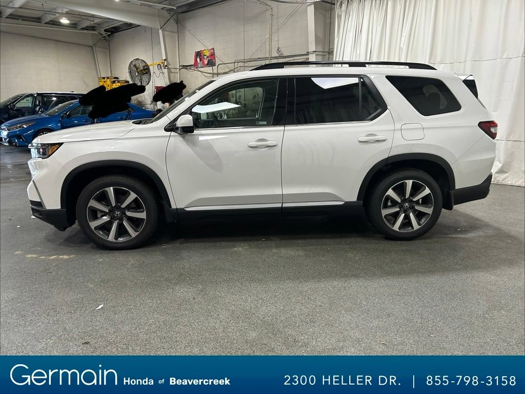 Certified 2025 Honda Pilot Elite image 6