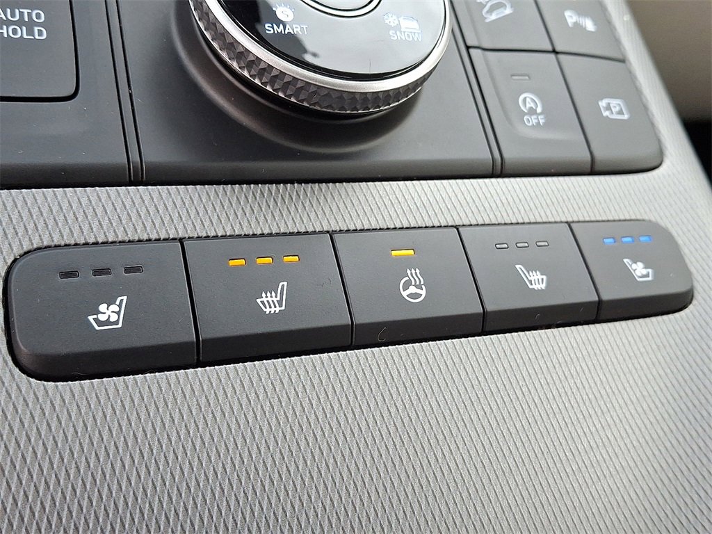 Used 2024 Hyundai Palisade Limited image 27