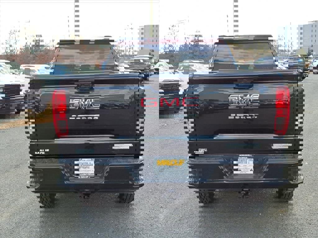 New 2026 GMC Sierra 1500 Elevation image 6