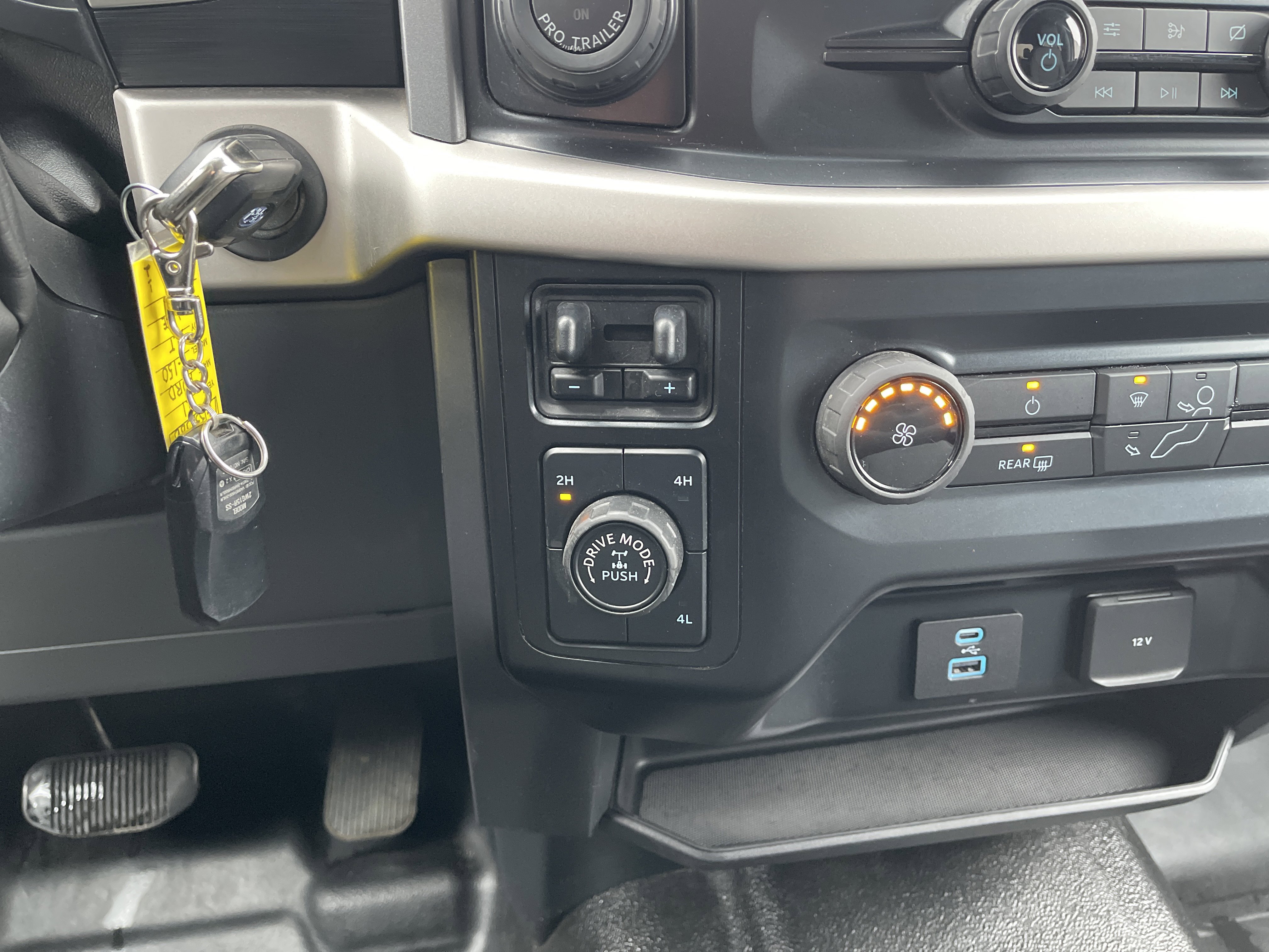 Used 2021 Ford F150 XLT w/ XTR Package image 19