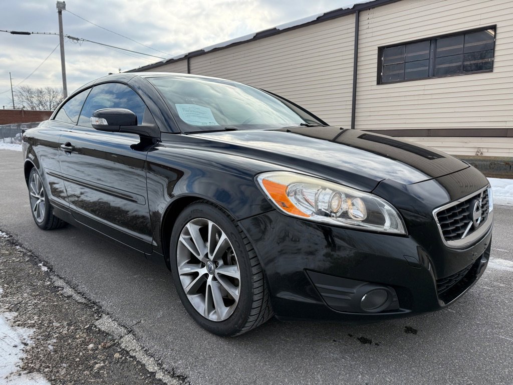 Used 2012 Volvo C70 T5 FWD image 1