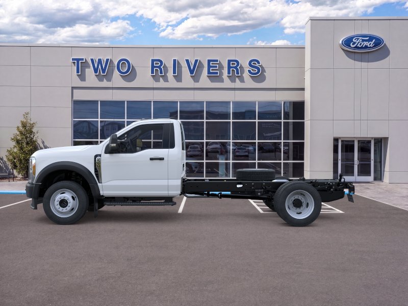 New 2026 Ford F550 4x4 Regular Cab Super Duty image 3