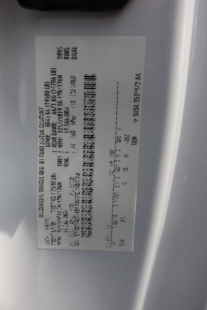 Used 2022 Ford F550 4x4 SuperCab Super Duty image 36