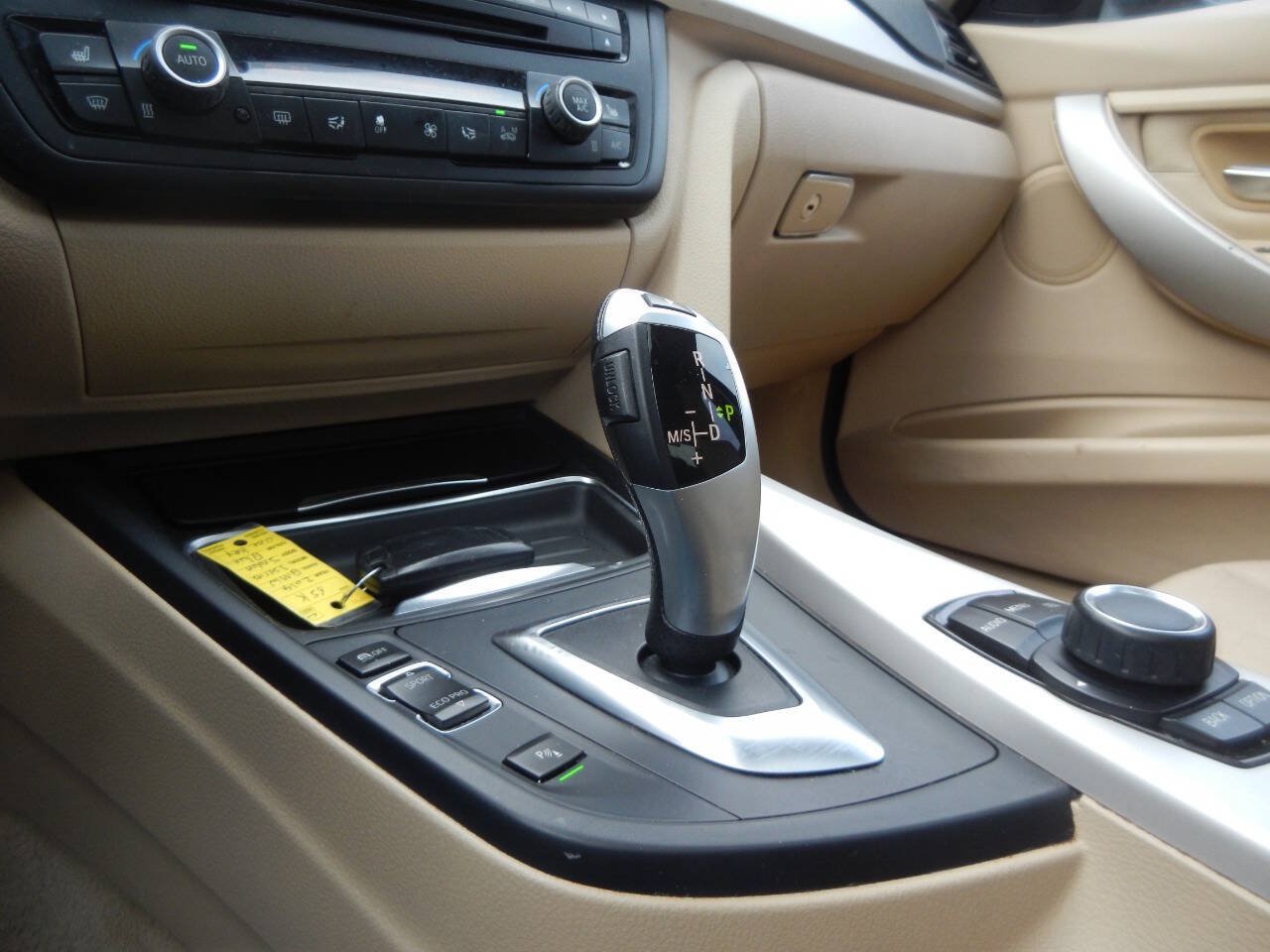 Used 2014 BMW 320i Sedan RWD image 40