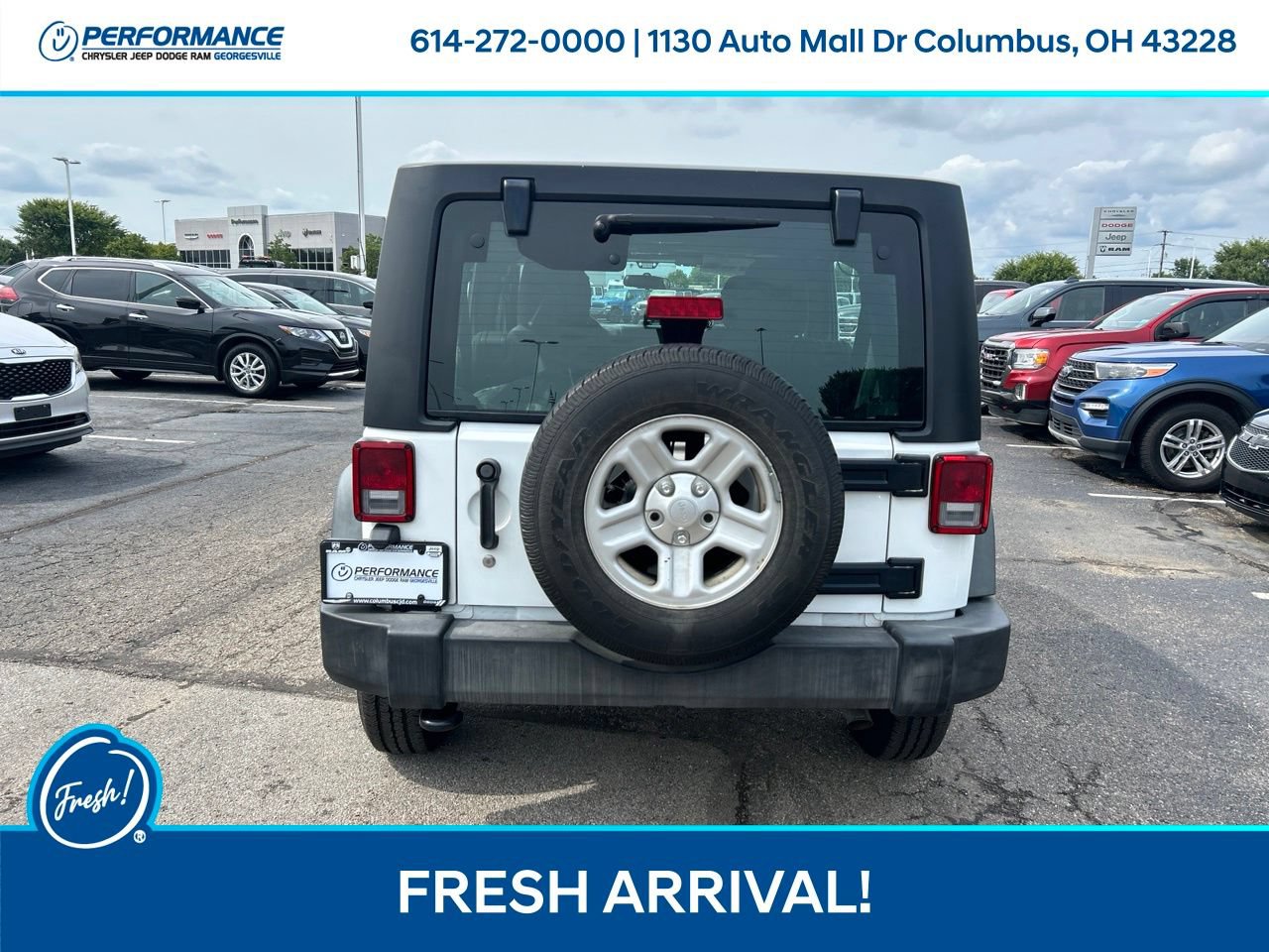 Used 2016 Jeep Wrangler Unlimited Sport w/ Connectivity Group AWD/4WD image 5