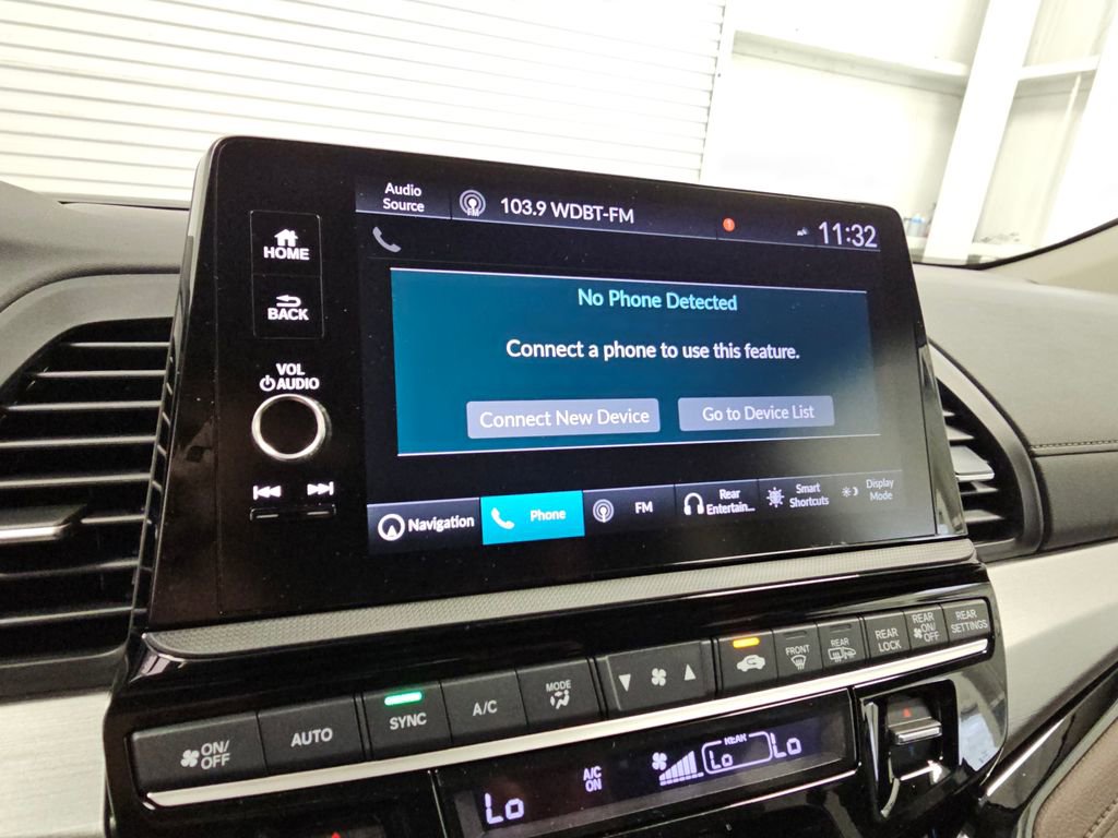 New 2026 Honda Odyssey Touring image 15