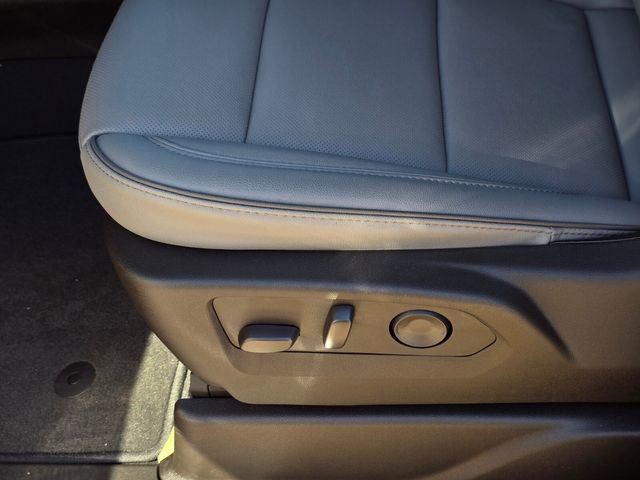 New 2026 GMC Yukon XL Elevation image 12