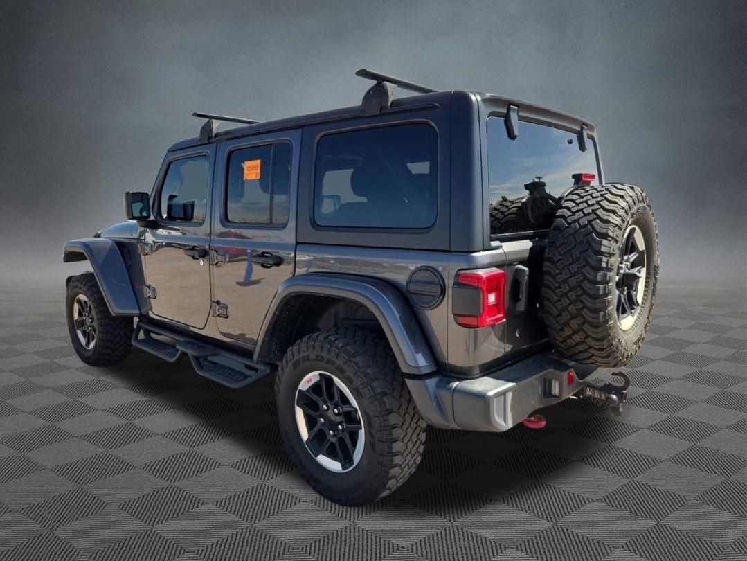 Used 2018 Jeep Wrangler Unlimited Rubicon w/ LED Lighting Group AWD/4WD image 3