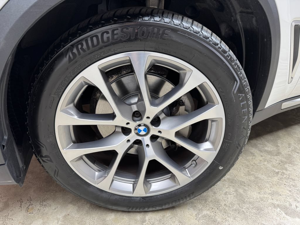 Certified 2023 BMW X5 xDrive40i w/ Premium Package AWD/4WD image 28