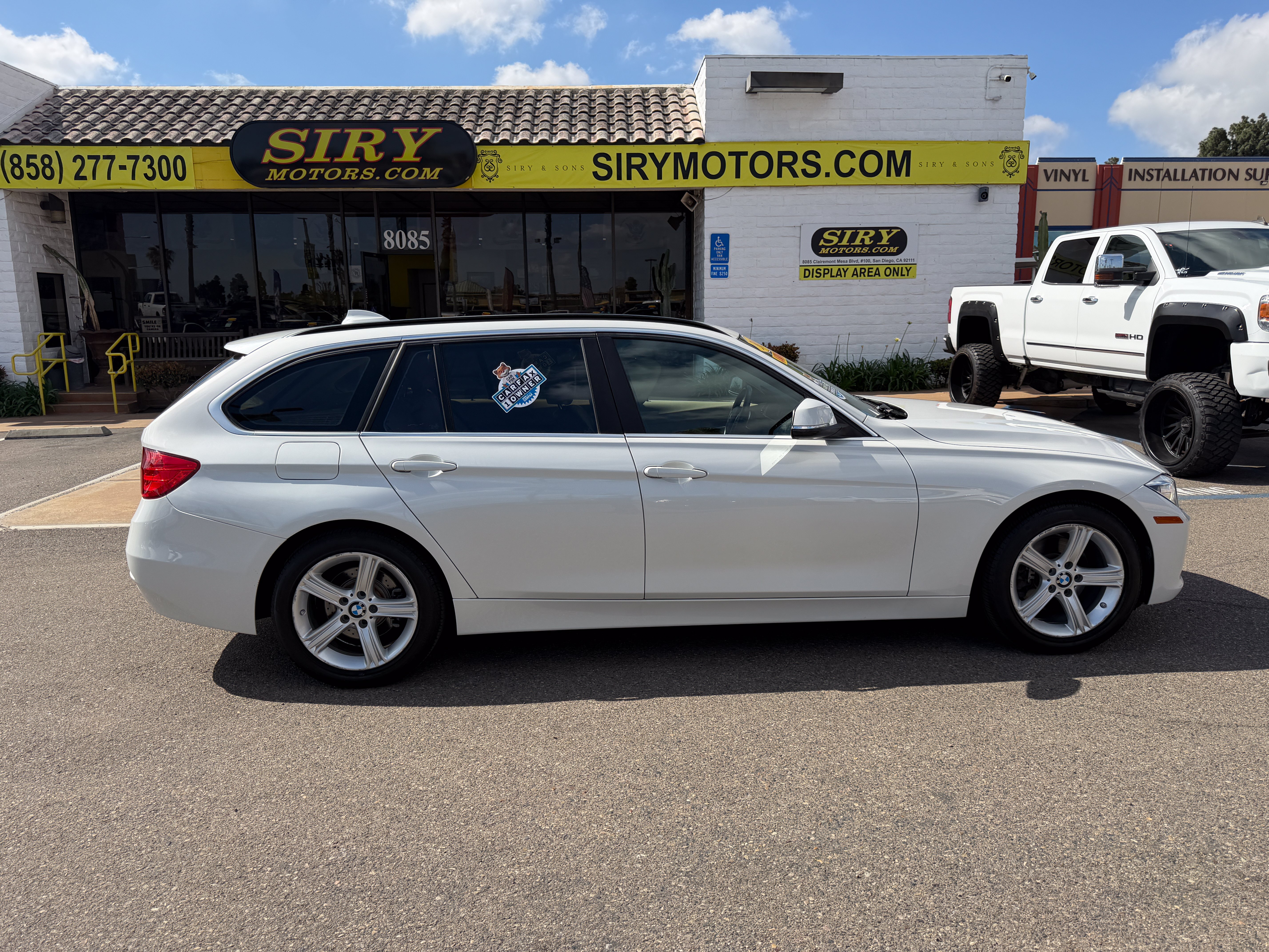 Used 2015 BMW 328i xDrive Wagon AWD/4WD image 2