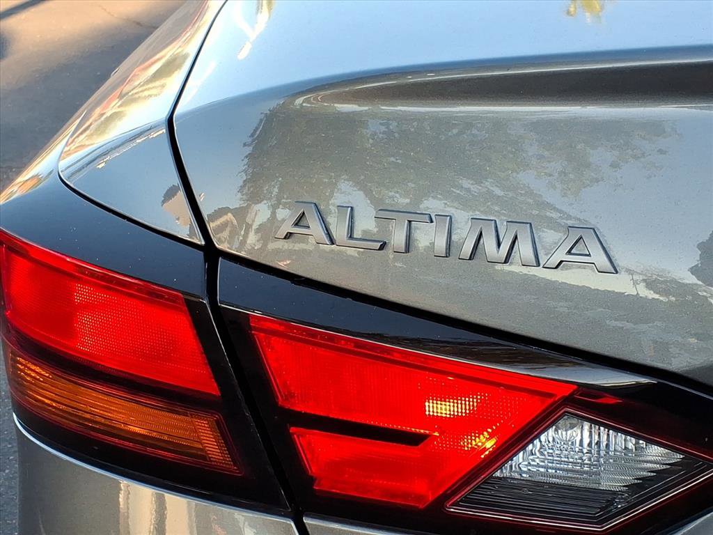 Used 2024 Nissan Altima 2.5 SV image 10