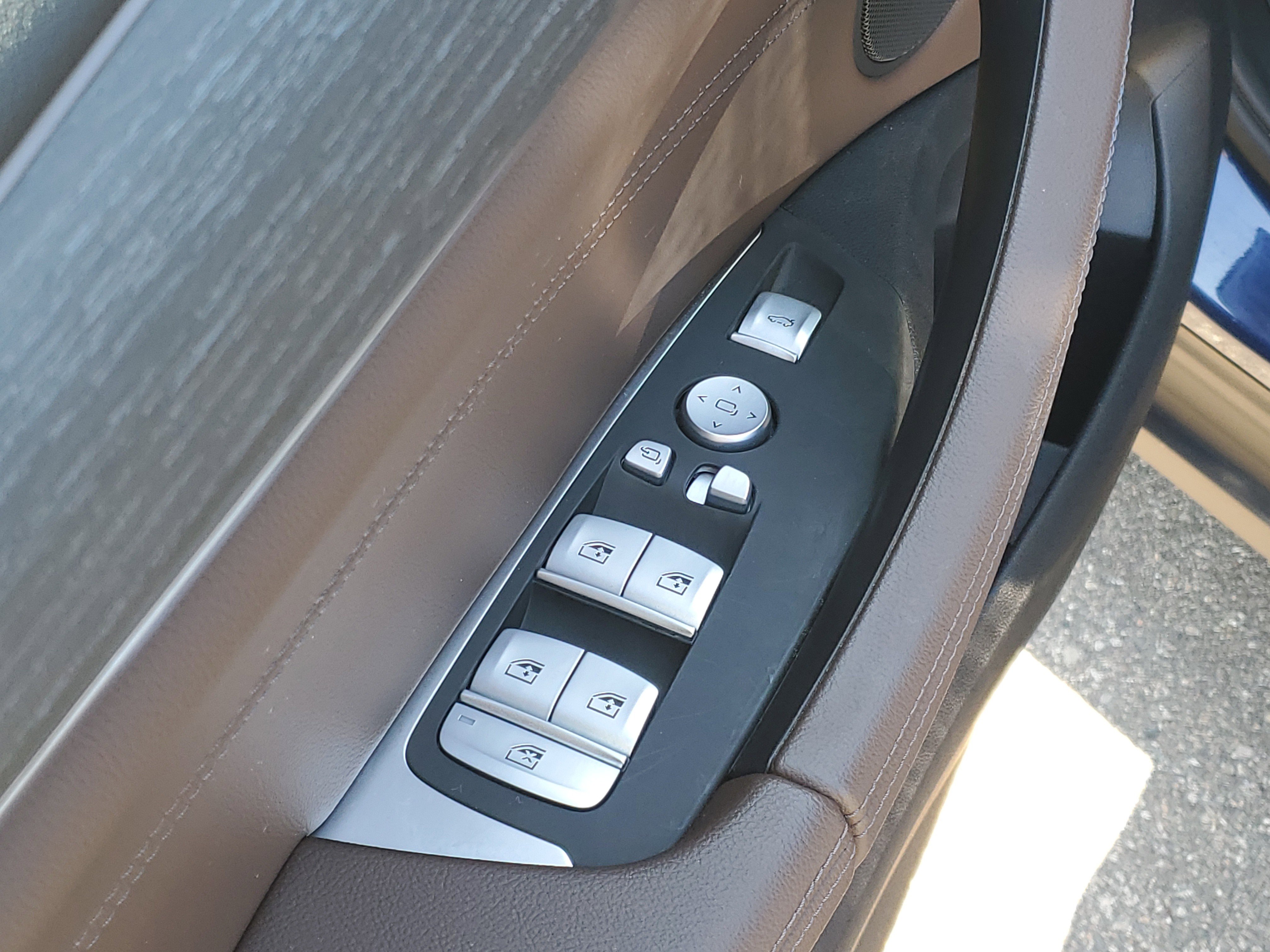 Certified 2023 BMW X3 xDrive30i w/ Premium Package image 6