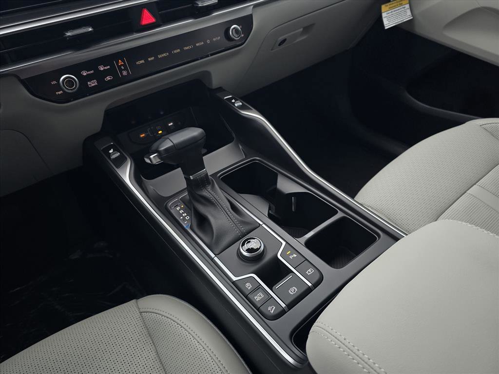 New 2026 Kia Sorento S w/ S Panoramic Sunroof Package FWD image 9