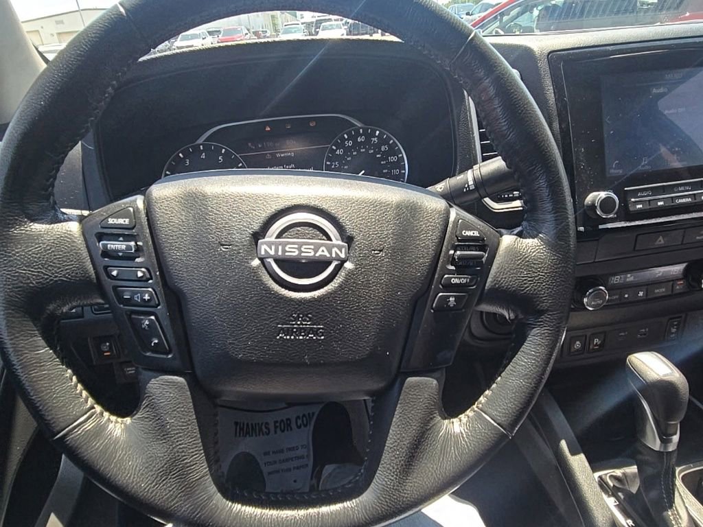 Used 2022 Nissan Frontier SV AWD/4WD image 13