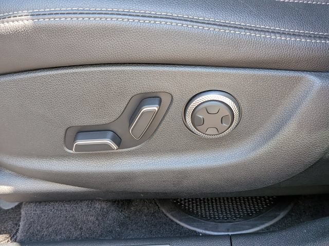 Used 2026 Genesis GV70 2.5T Advanced AWD/4WD image 20