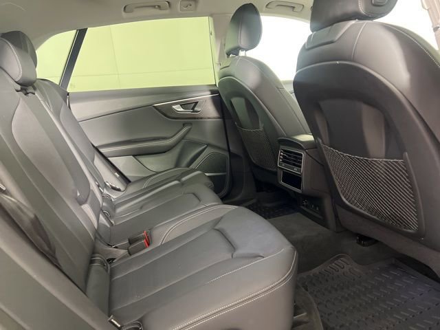 Used 2023 Audi Q8 Premium Plus image 15