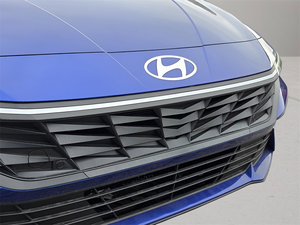 New 2026 Hyundai Elantra Sport image 9