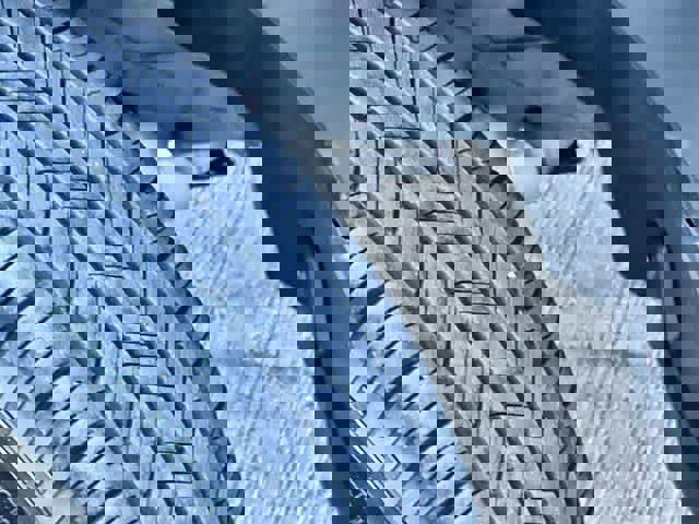 Used 2023 Honda HR-V LX image 23