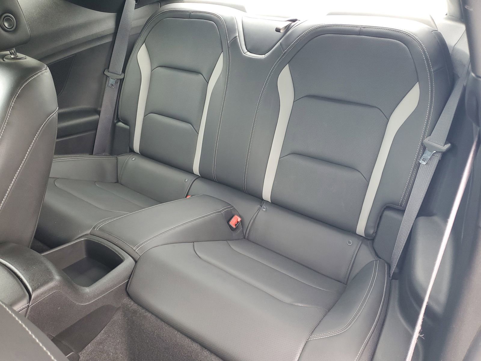 Used 2019 Chevrolet Camaro LT w/ 1LE Track Performance Package RWD image 14