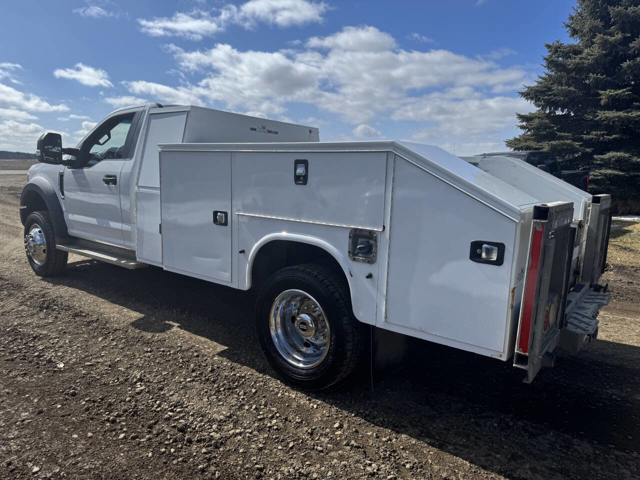 Used 2018 Ford F550 4x4 Regular Cab Super Duty image 6