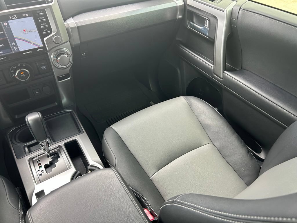 Used 2021 Toyota 4Runner SR5 Premium w/ Moonroof Package RWD image 11
