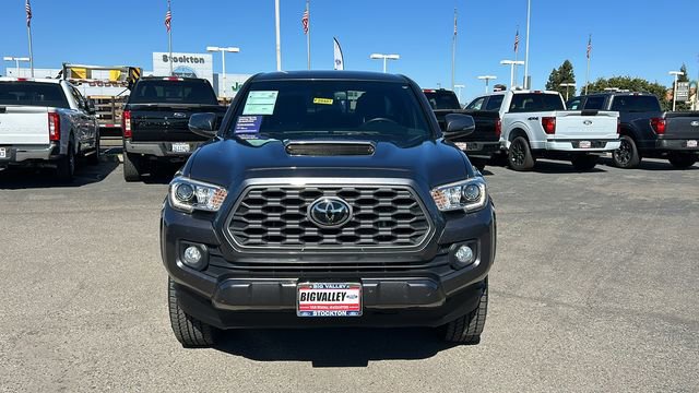 Used 2021 Toyota Tacoma TRD Sport image 9