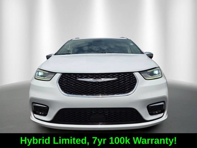 Used 2023 Chrysler Pacifica Limited FWD image 2