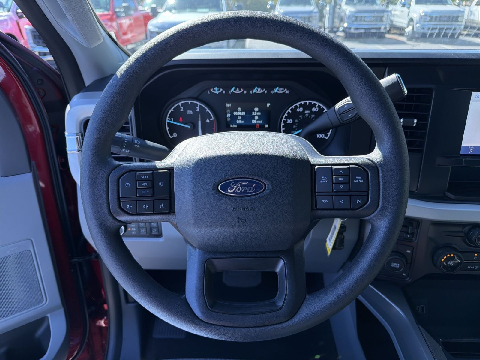 New 2027 Ford F450 XLT w/ 360-Degree Camera Package AWD/4WD image 25