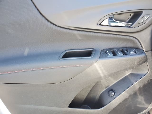 Certified 2022 Chevrolet Equinox RS w/ LPO, Floor Liner Package image 19