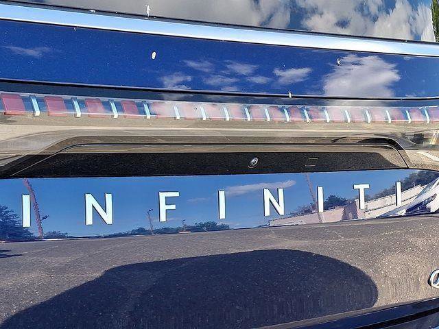 Used 2025 INFINITI QX80 Sensory image 36