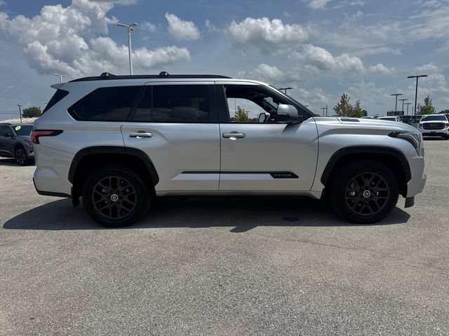Used 2024 Toyota Sequoia Platinum AWD/4WD image 7