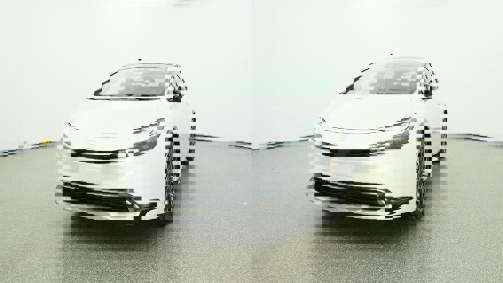 New 2026 Toyota Prius Plug-In Hybrid image 32