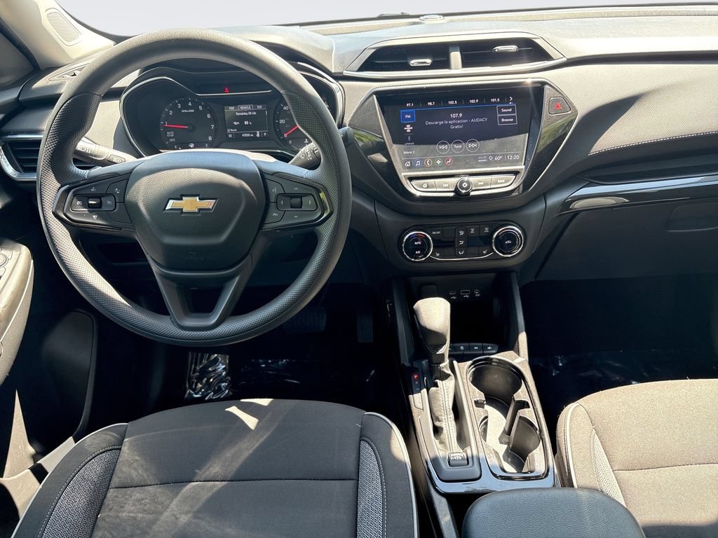 Used 2022 Chevrolet TrailBlazer LT w/ Convenience Package FWD image 22
