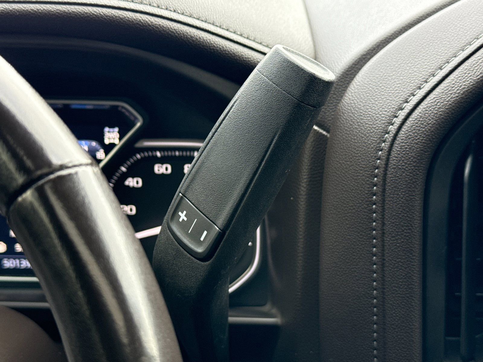 Used 2021 GMC Sierra 2500 Denali w/ Denali Ultimate Package image 24