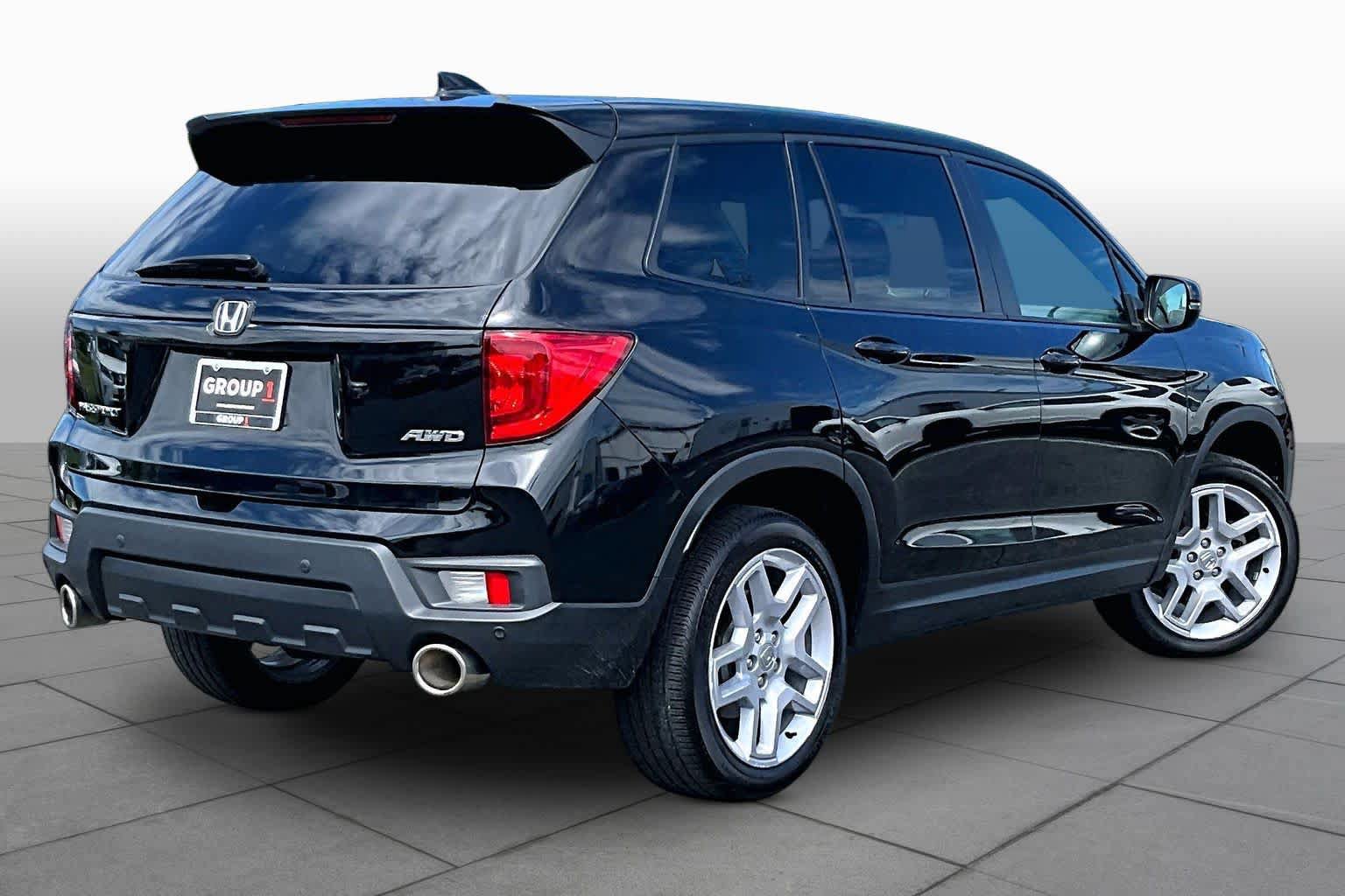 Used 2024 Honda Passport EX-L image 12