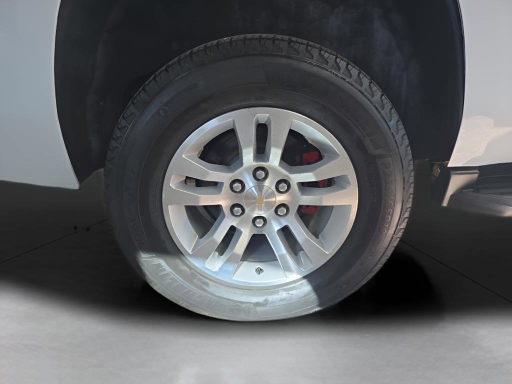 Used 2019 Chevrolet Tahoe LS AWD/4WD image 17