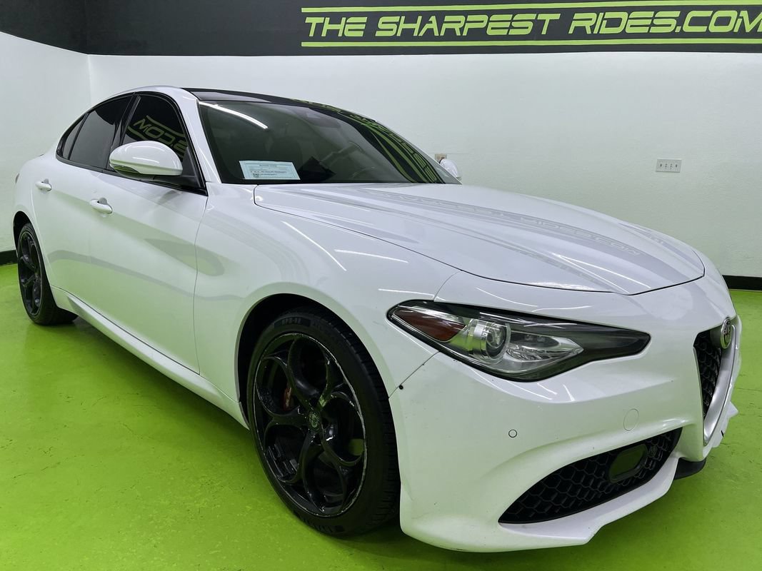 Used 2020 Alfa Romeo Giulia Ti Sport w/ Quick Order Package 22S Sport AWD/4WD image 2
