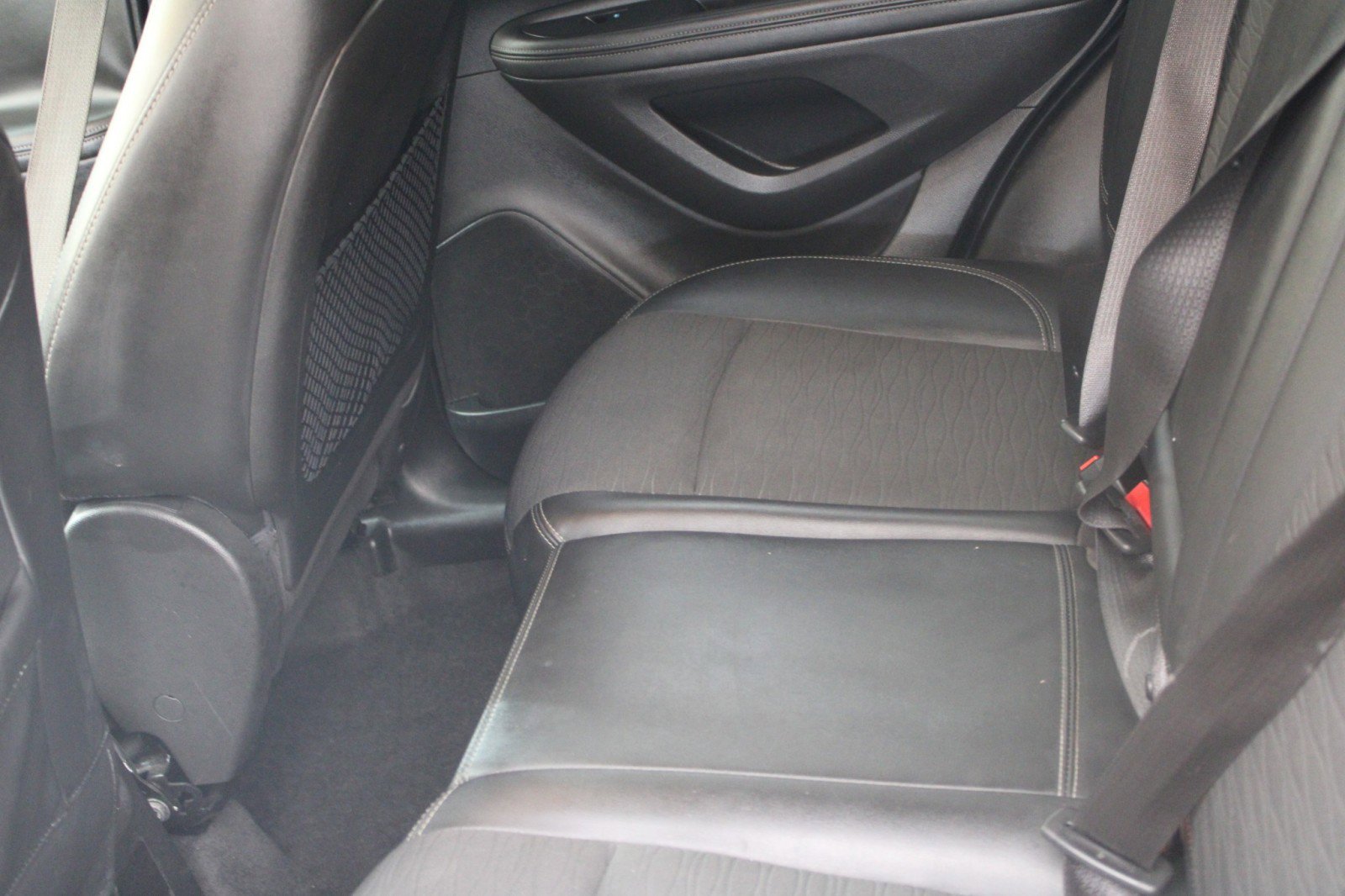 Used 2016 Buick Encore FWD image 22
