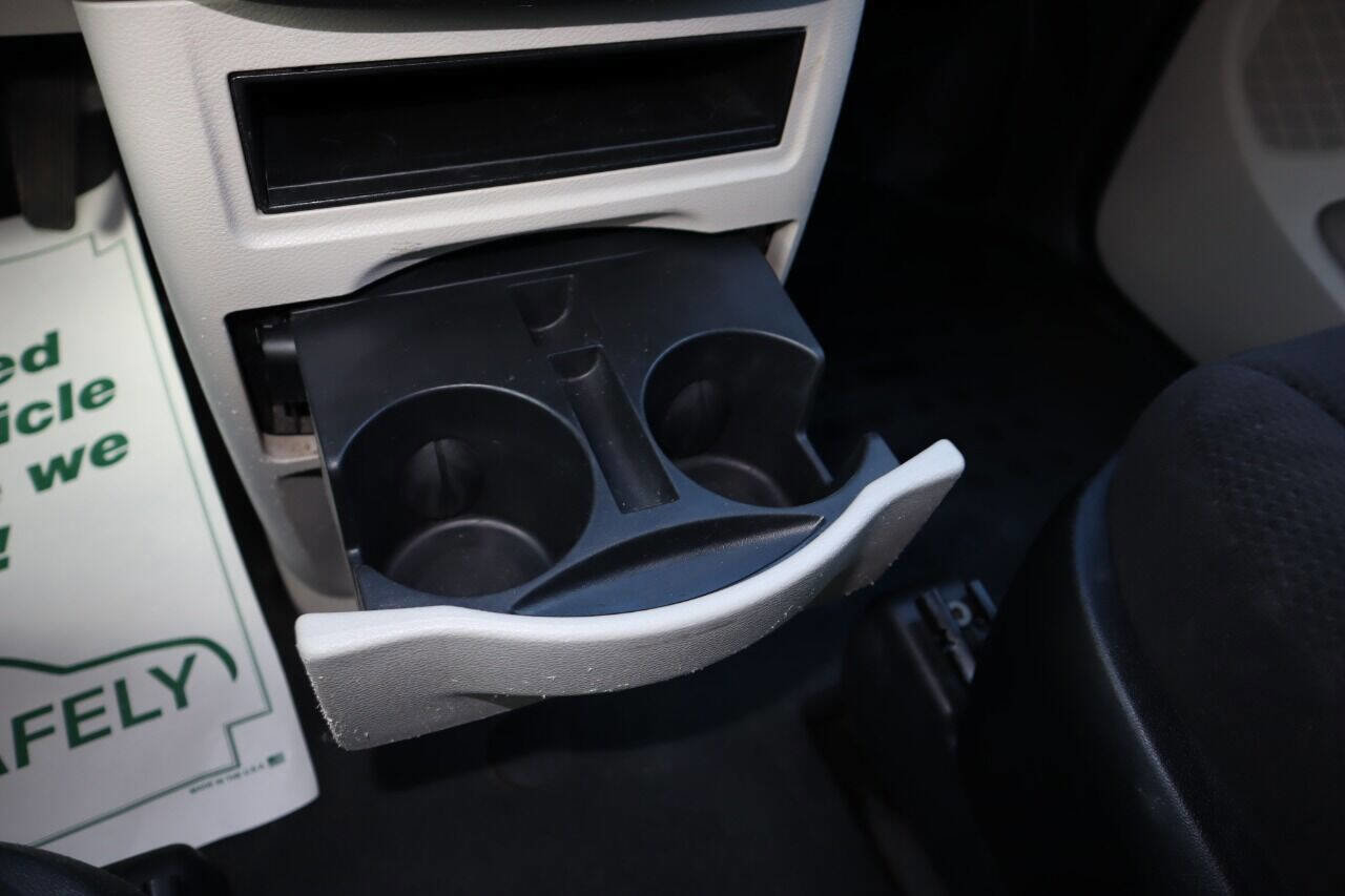 Used 2013 RAM C/V Tradesman image 57