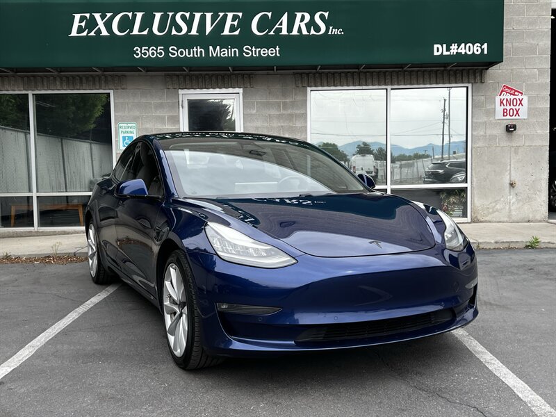 Used 2018 Tesla Model 3 Long Range RWD image 1