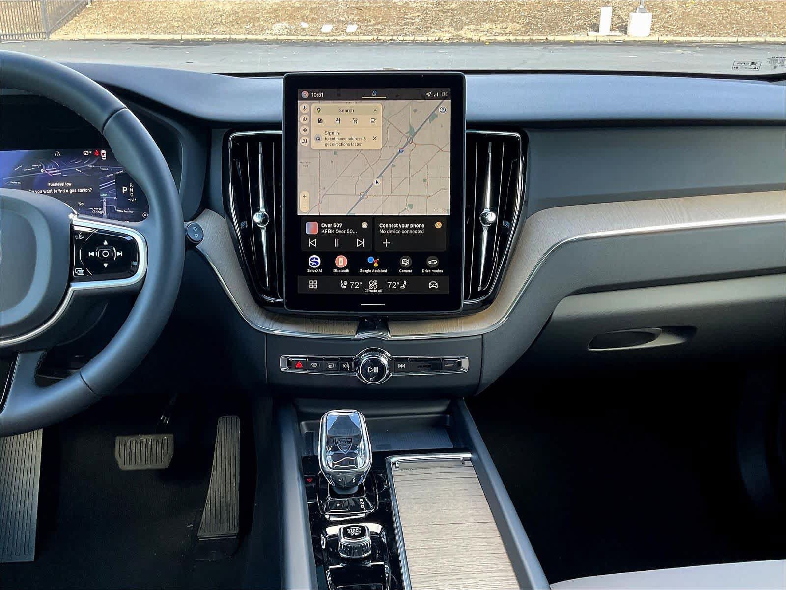 New 2026 Volvo XC60 B5 Plus w/ Protection Package Premier AWD/4WD image 9