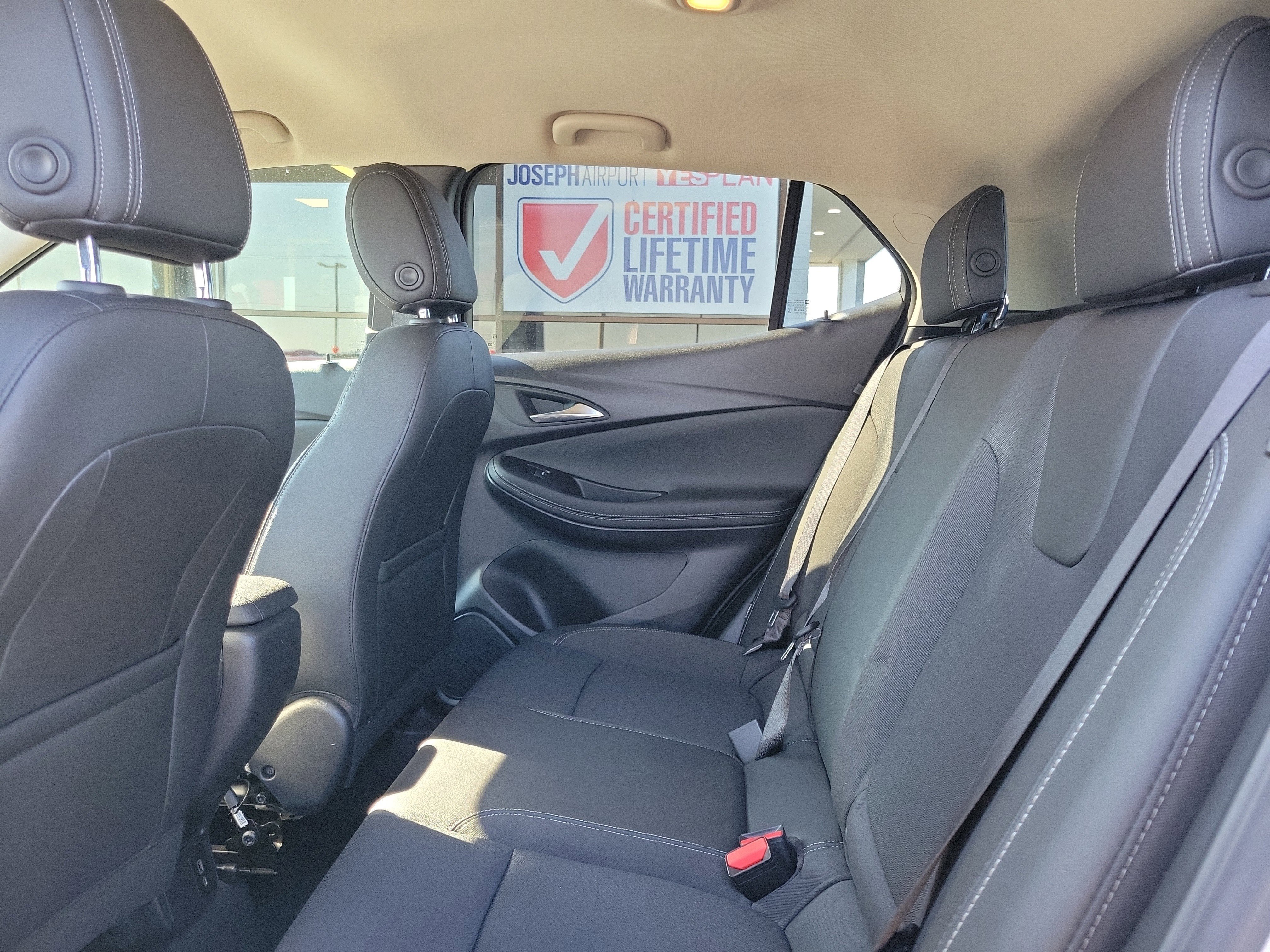 Used 2024 Buick Encore GX Preferred FWD image 11