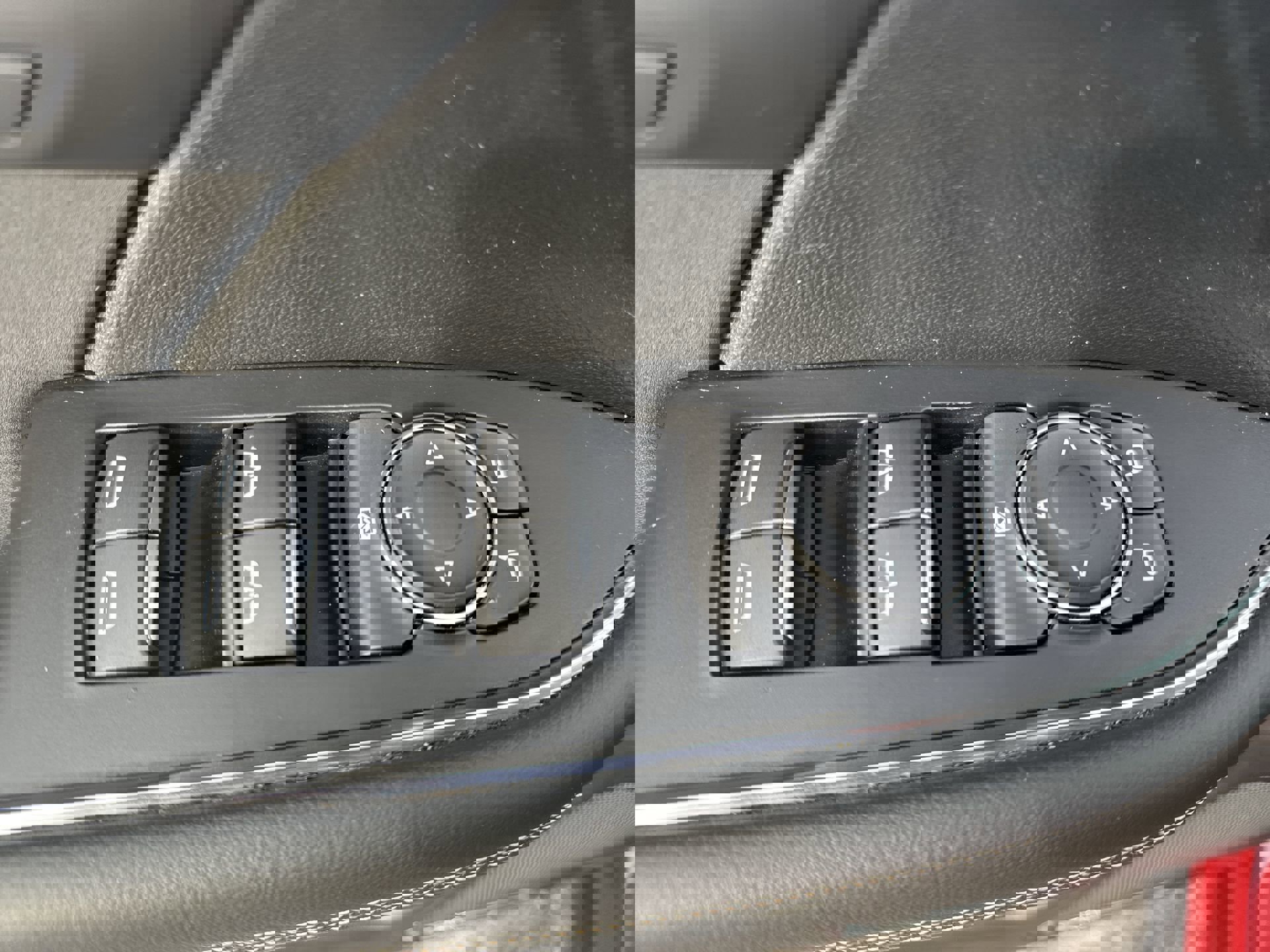 Certified 2025 Buick Envision Sport Touring image 23