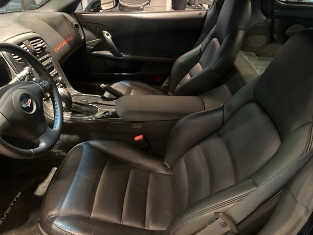 Used 2010 Chevrolet Corvette Grand Sport image 7